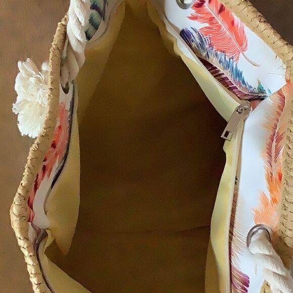 Feather Print Rope Handle Boho Zippered Tote - Picture 8 of 11